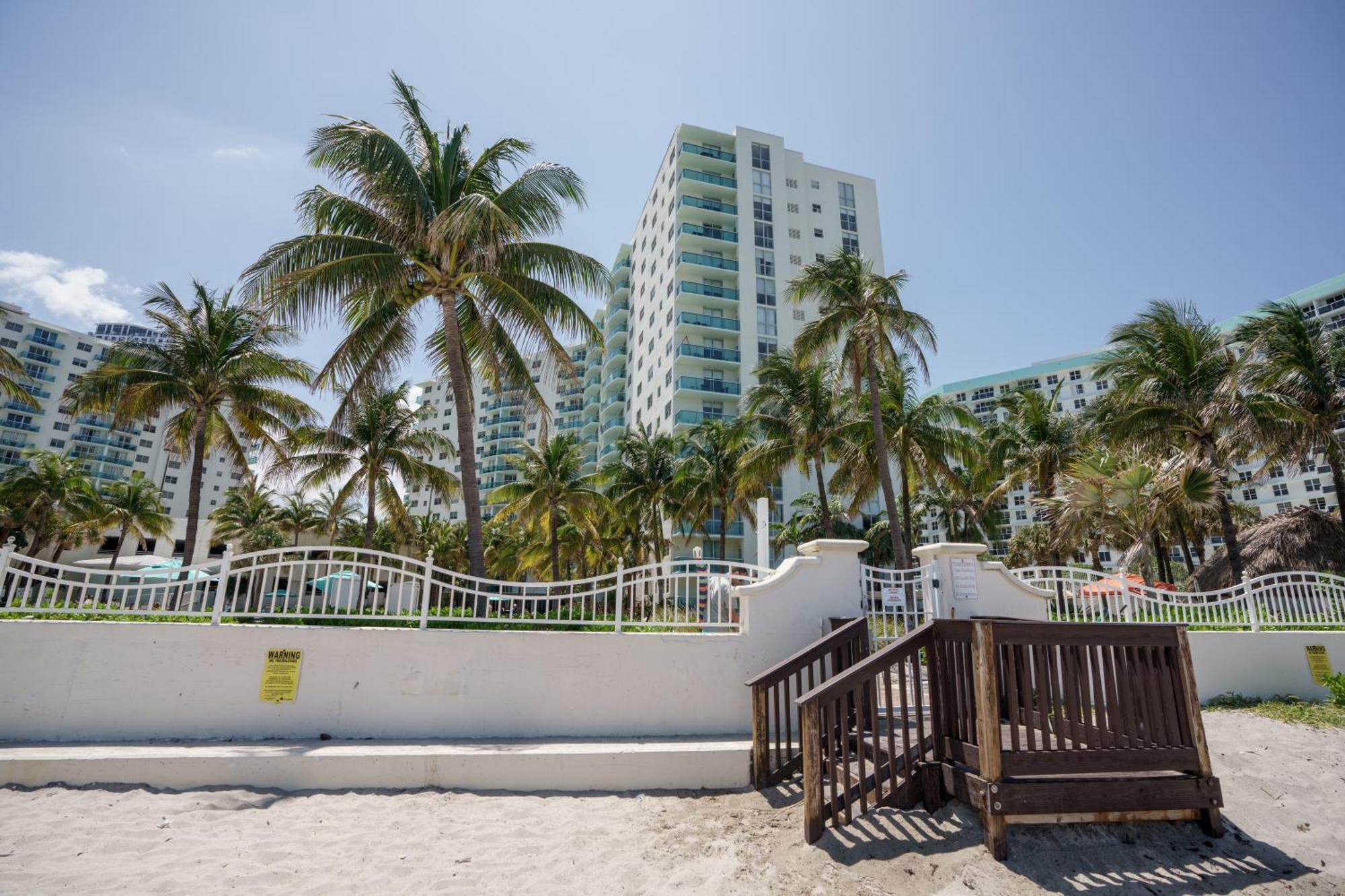Modern 1 Bdr Oceanview With Direct Beach Access! Hollywood Exterior foto